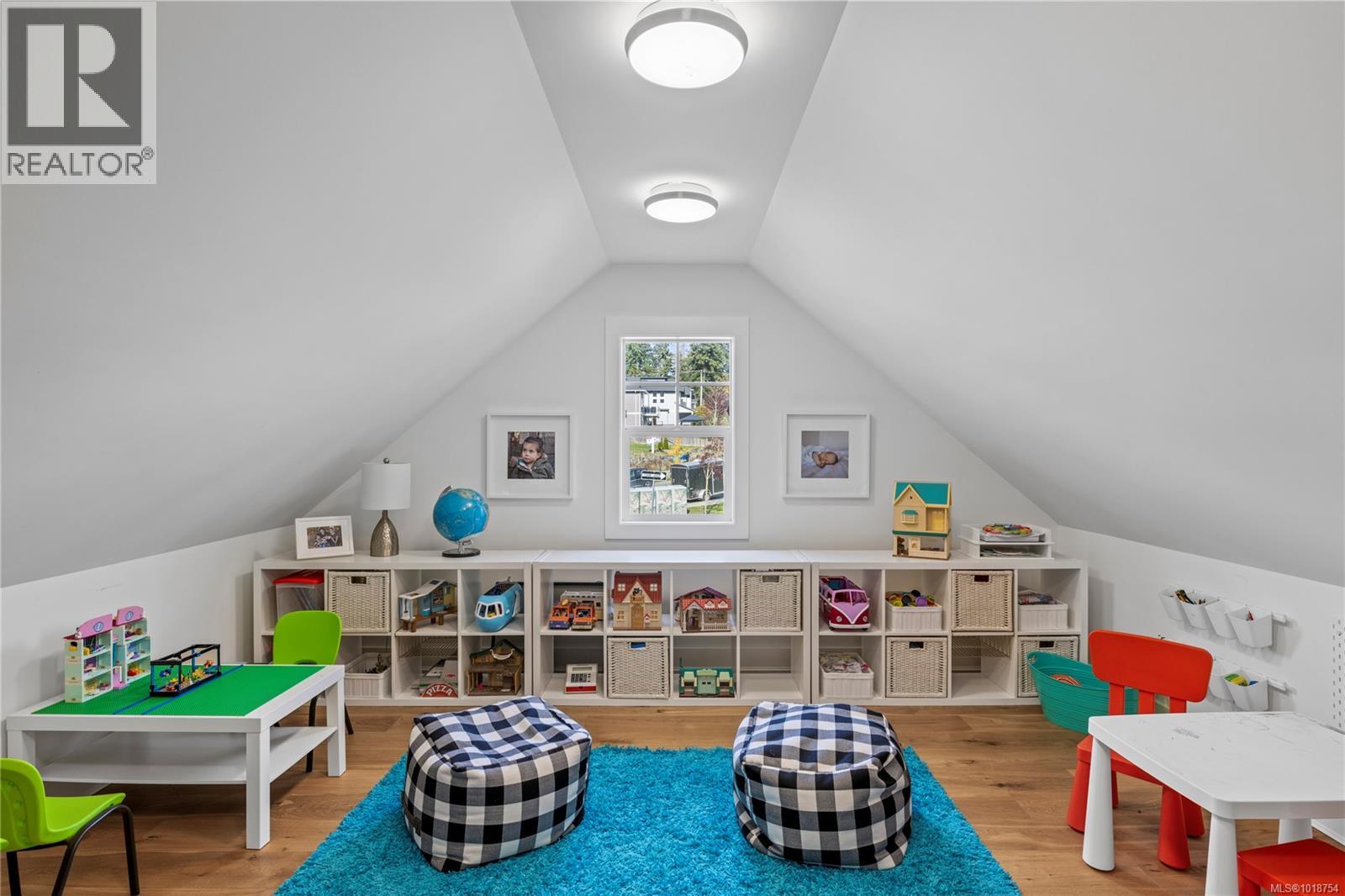 3805 Marjorie Way, Nanaimo