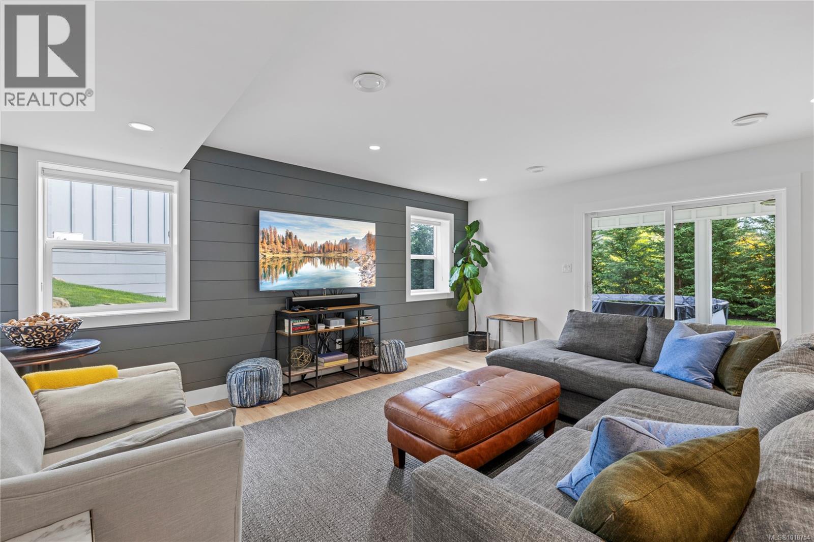 3805 Marjorie Way, Nanaimo