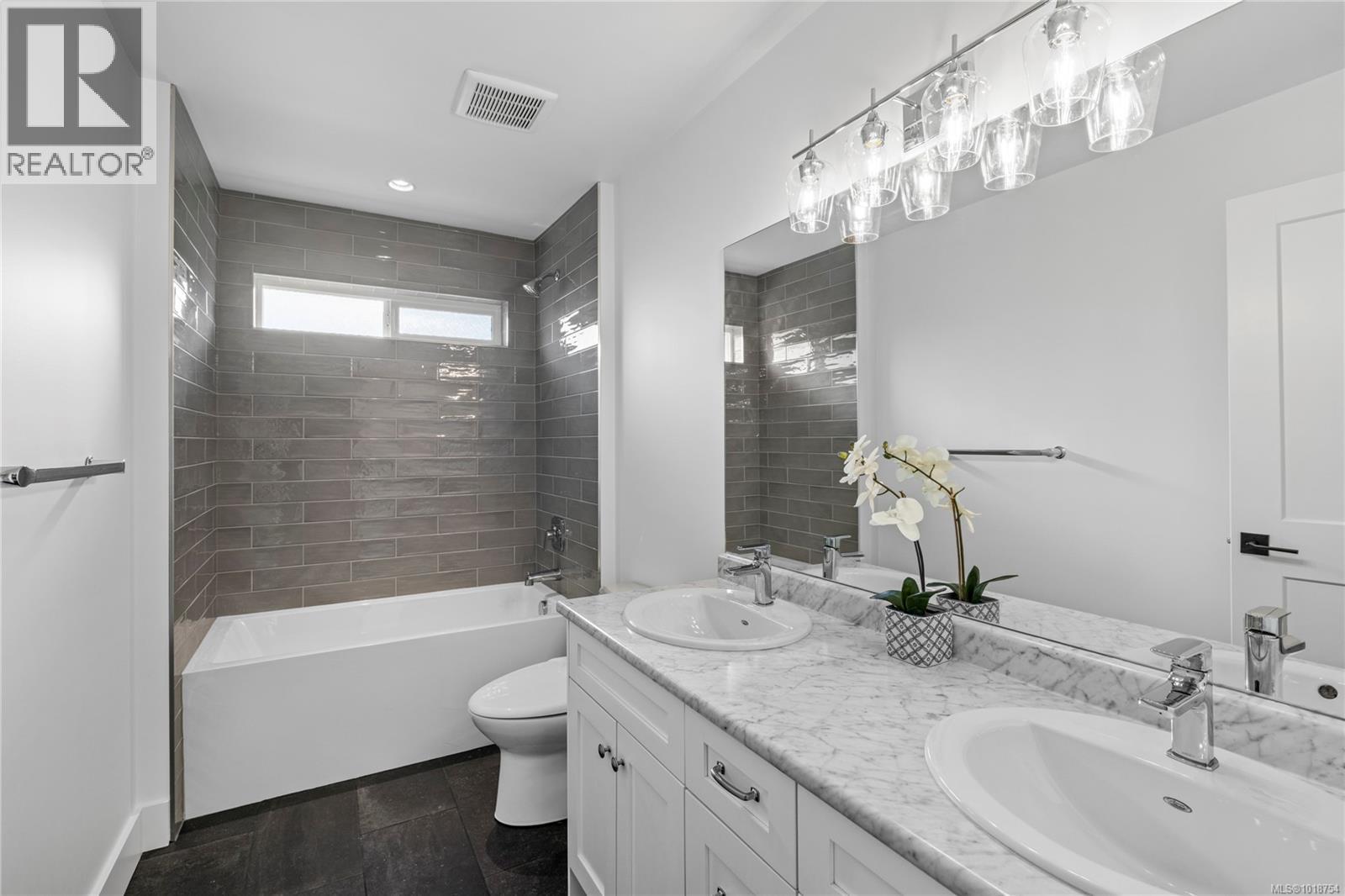 3805 Marjorie Way, Nanaimo