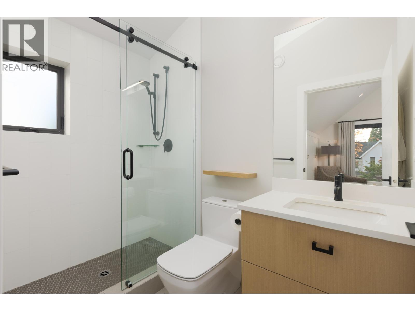 2939 W 15TH AVENUE, Vancouver