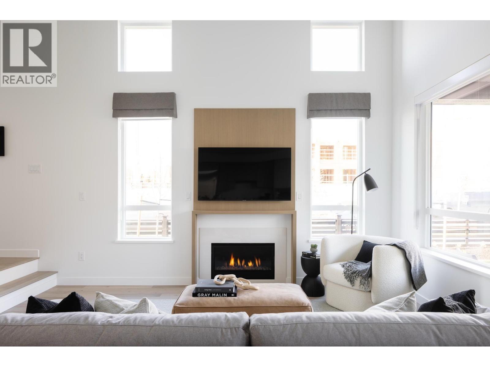 99 2426 RABBIT DRIVE, Tsawwassen