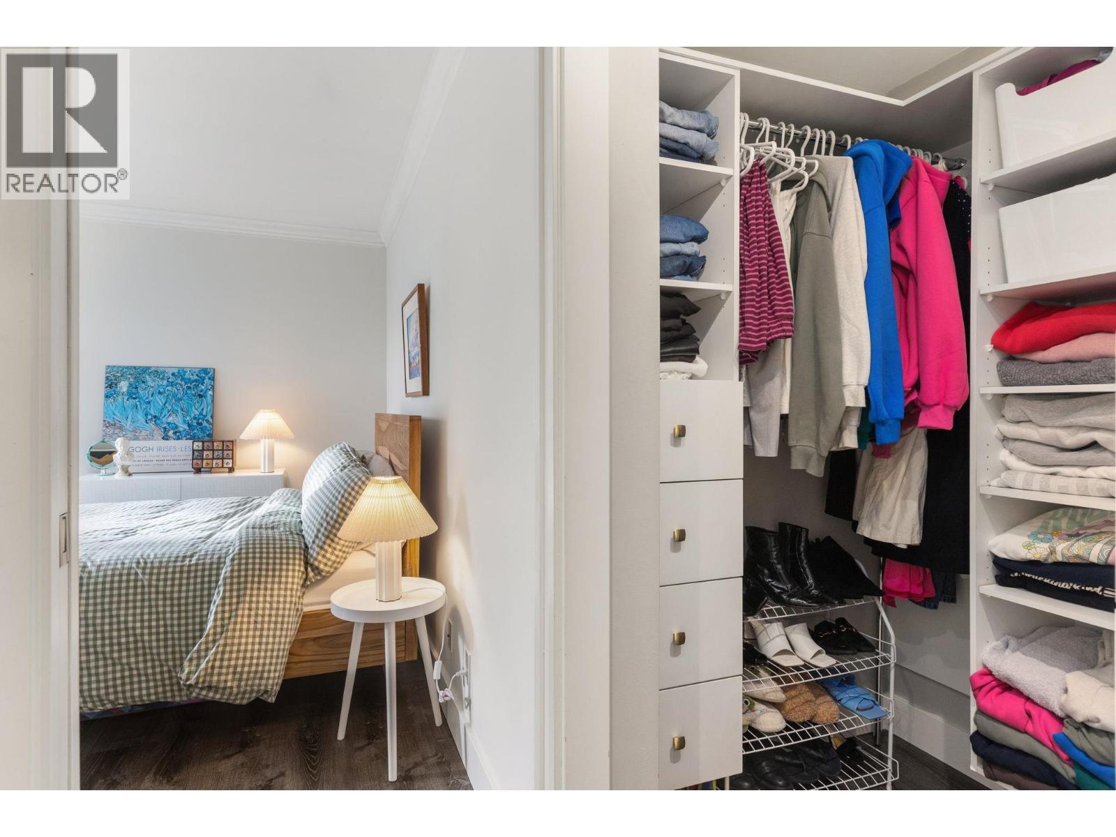 101 2440 HAYWOOD AVENUE, West Vancouver