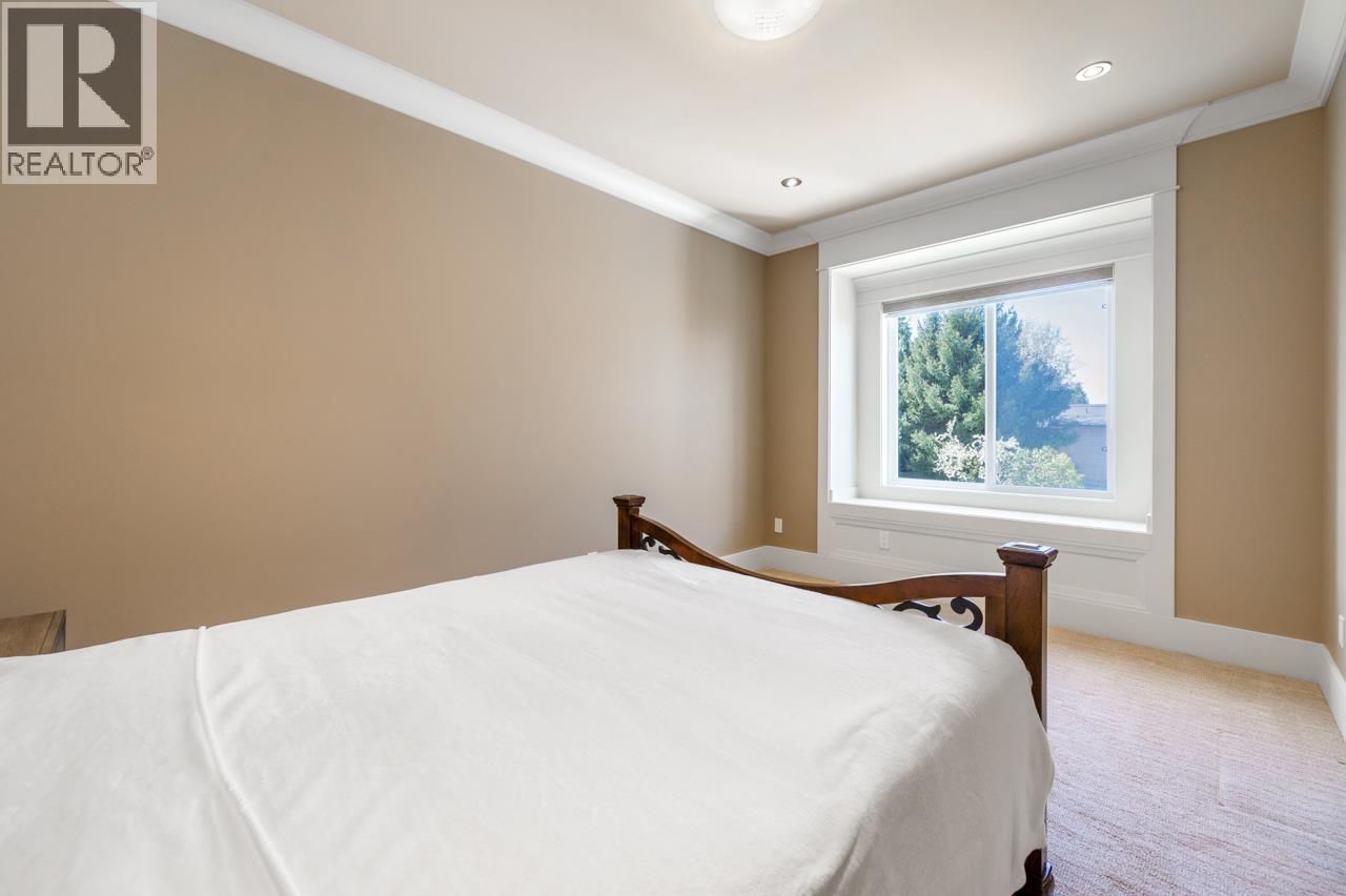 6331 BELLFLOWER Drive, Richmond