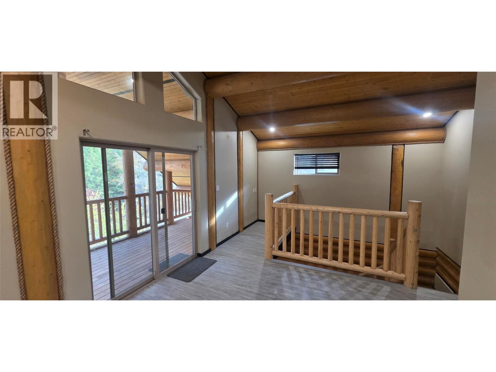 853 Cawston Avenue, Hedley