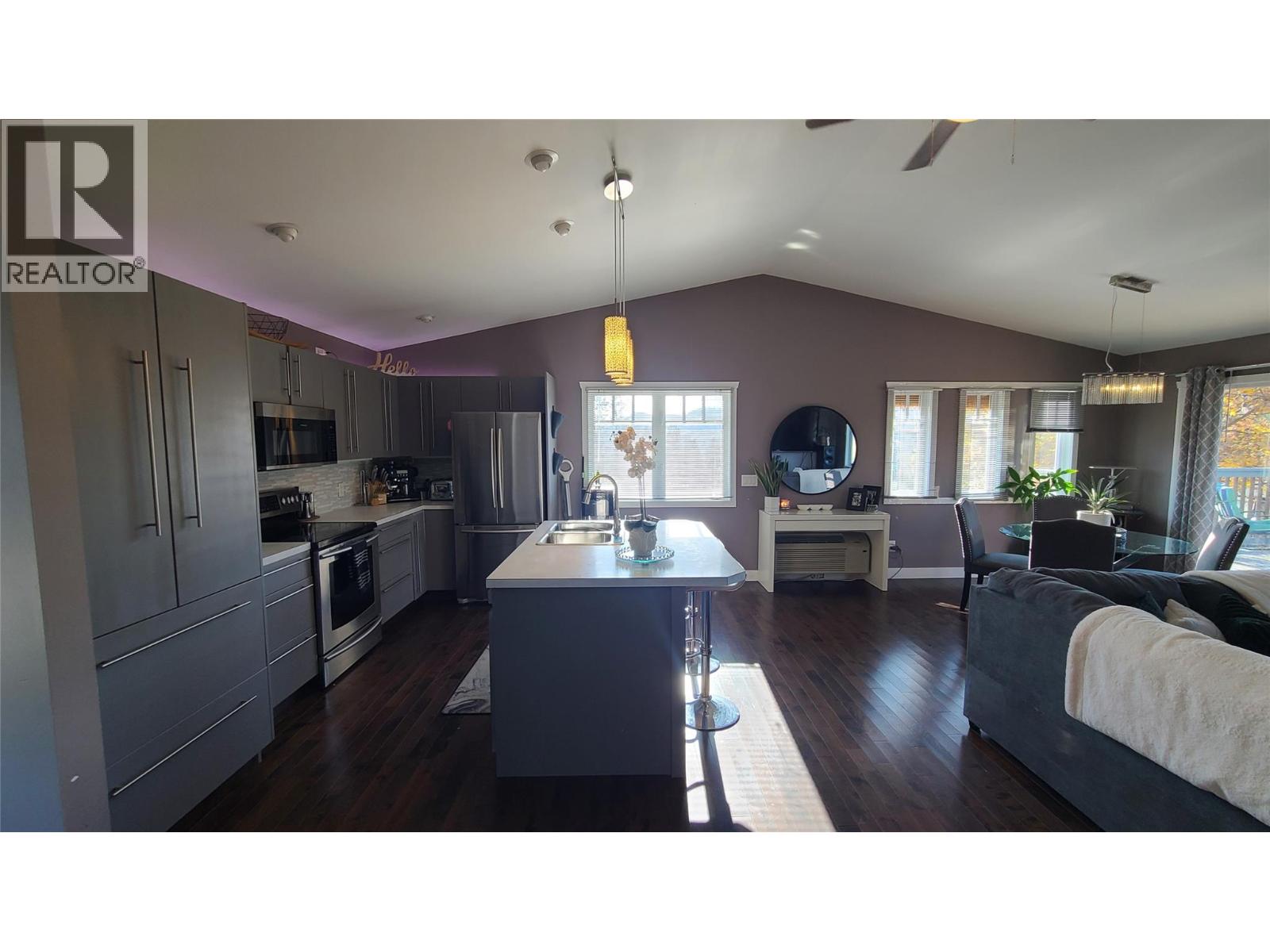  2670 GLENMORE RD Road, Kelowna