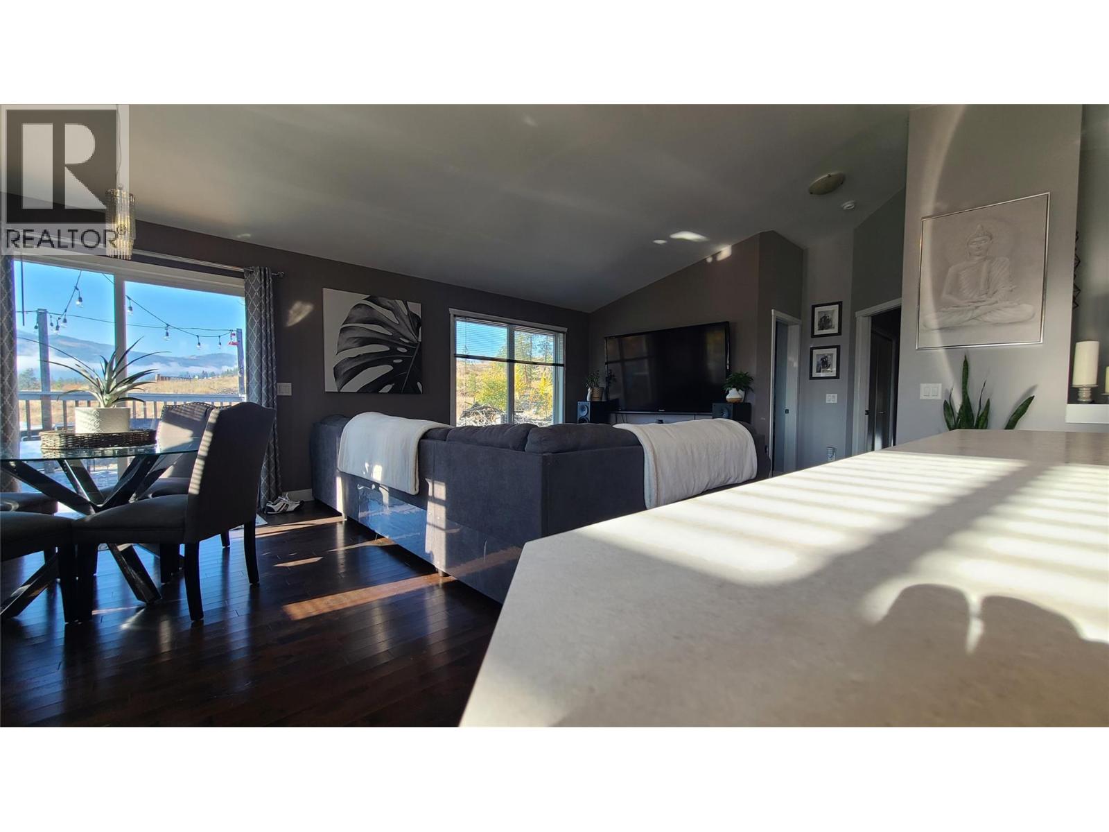  2670 GLENMORE RD Road, Kelowna