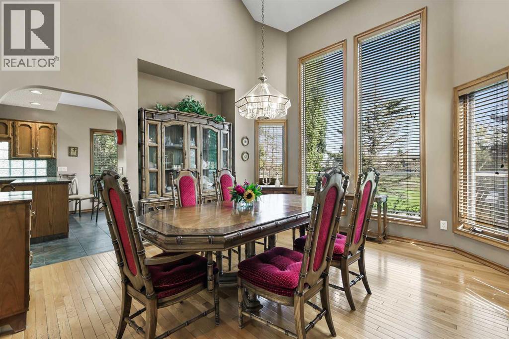 Single Family House for Sale in  Douglas Woods Court SE Douglasdale/Glen Calgary 