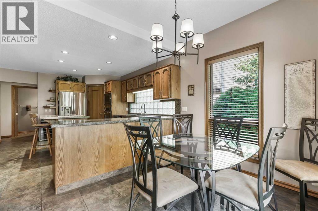 Single Family House for Sale in  Douglas Woods Court SE Douglasdale/Glen Calgary 