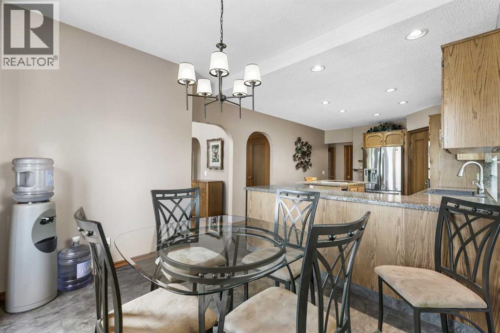 Single Family House for Sale in  Douglas Woods Court SE Douglasdale/Glen Calgary 