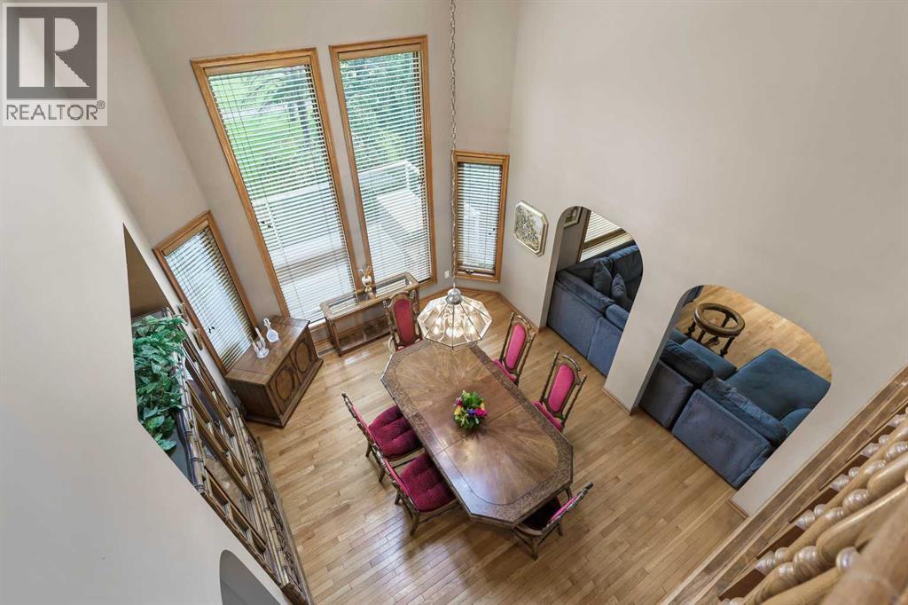 Single Family House for Sale in  Douglas Woods Court SE Douglasdale/Glen Calgary 