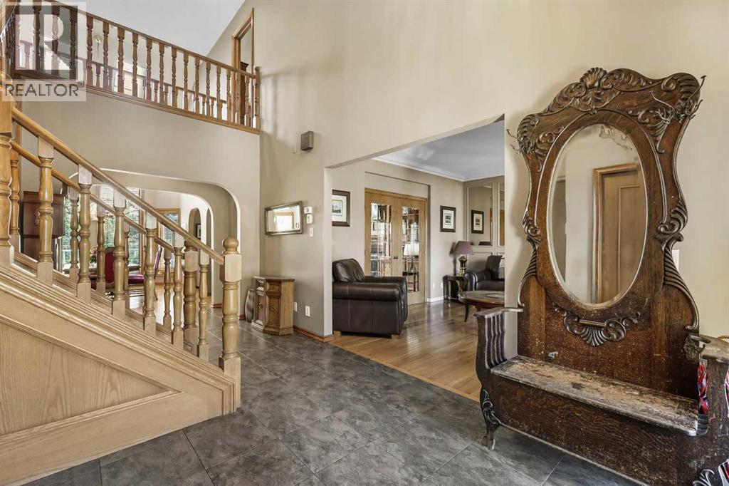 Single Family House for Sale in  Douglas Woods Court SE Douglasdale/Glen Calgary 