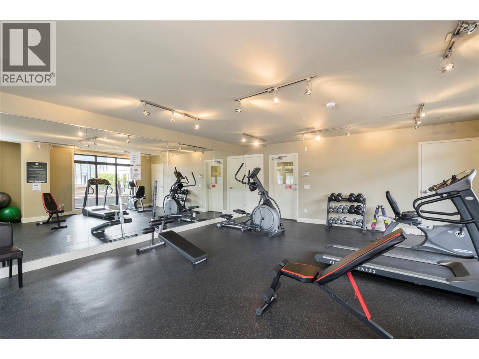 401 326 Mara Lake Lane, Sicamous