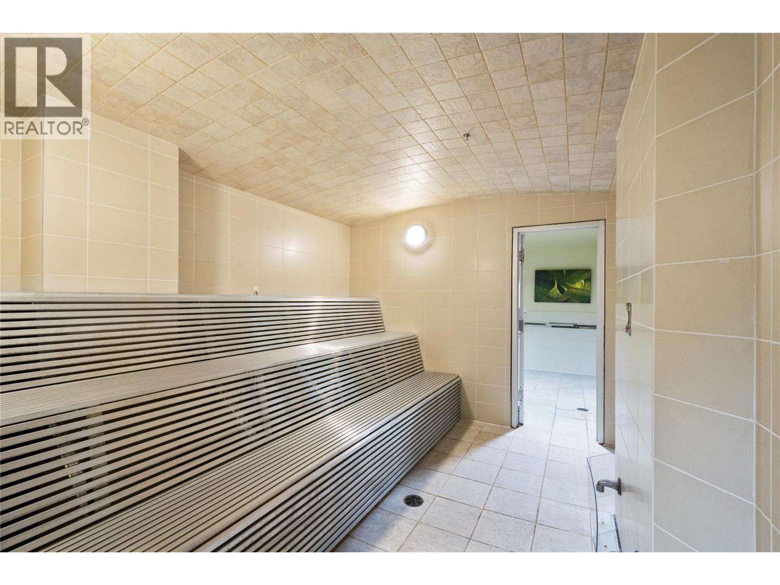 401 326 Mara Lake Lane, Sicamous