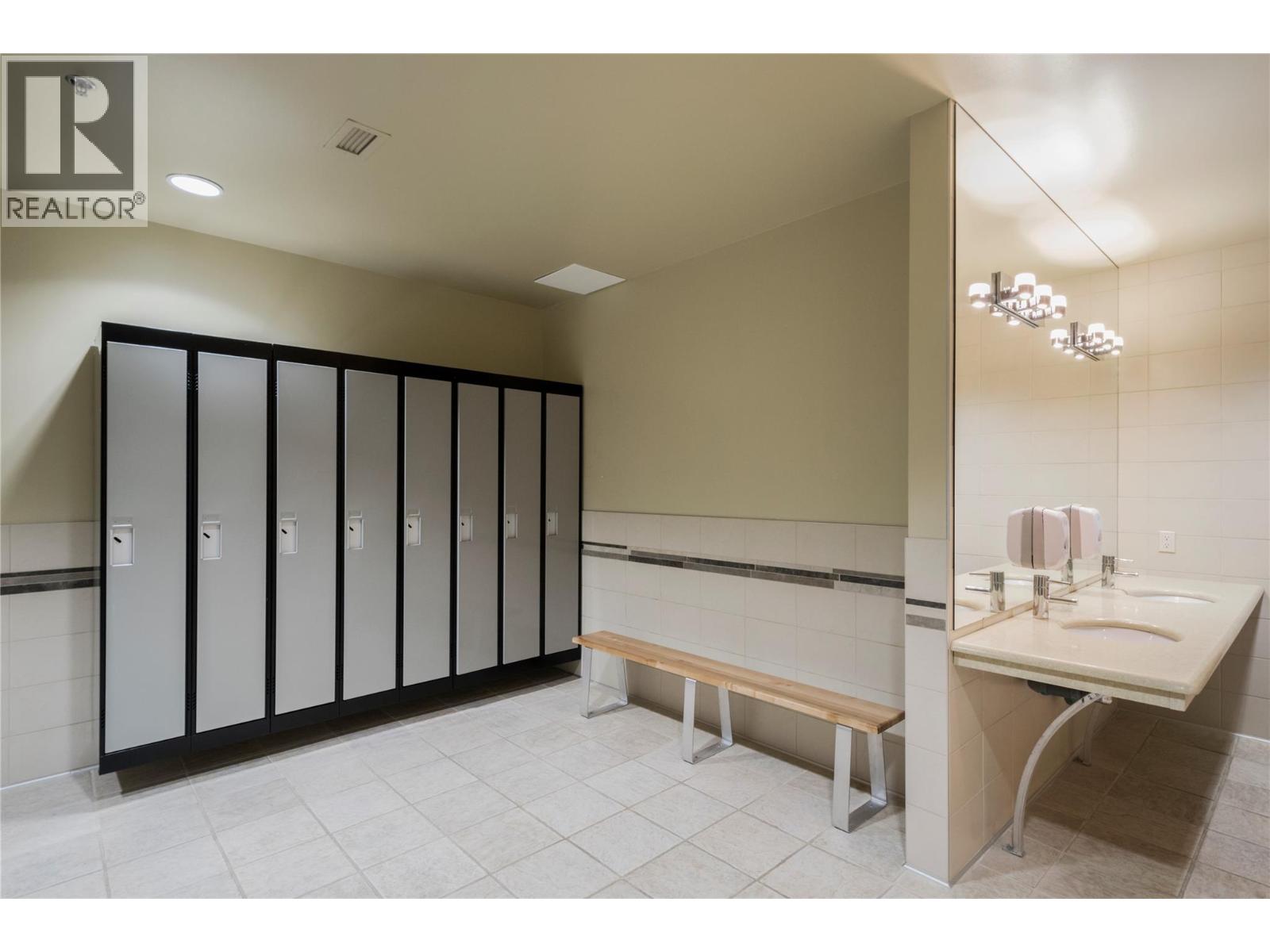 401 326 Mara Lake Lane, Sicamous