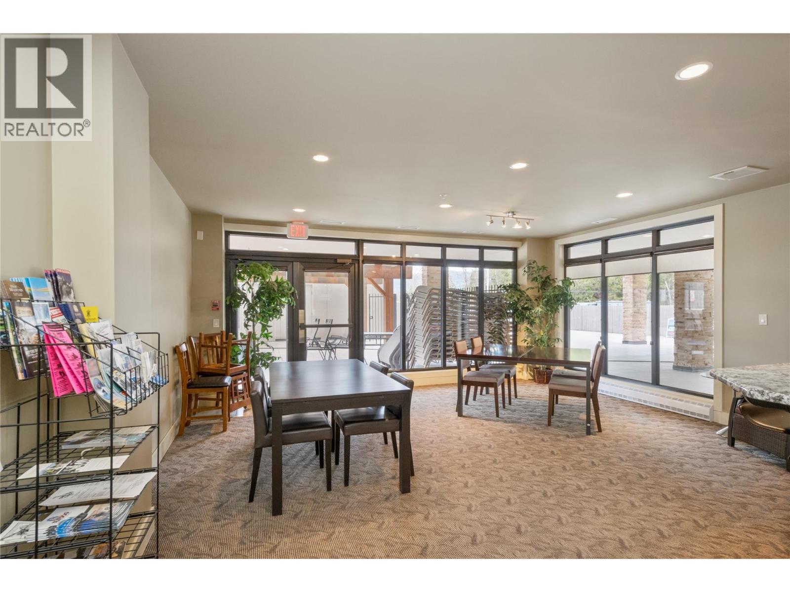 401 326 Mara Lake Lane, Sicamous