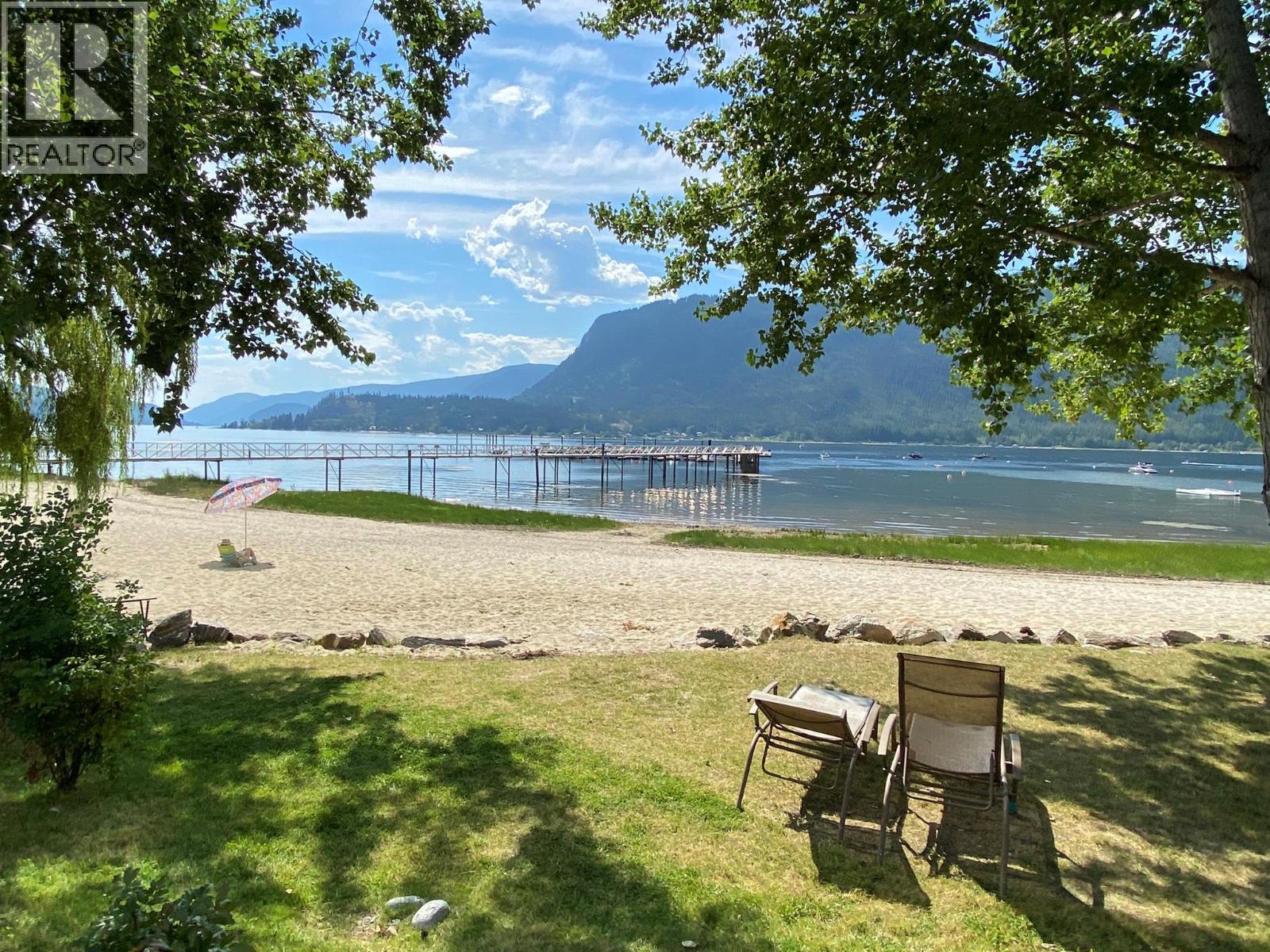 401 326 Mara Lake Lane, Sicamous