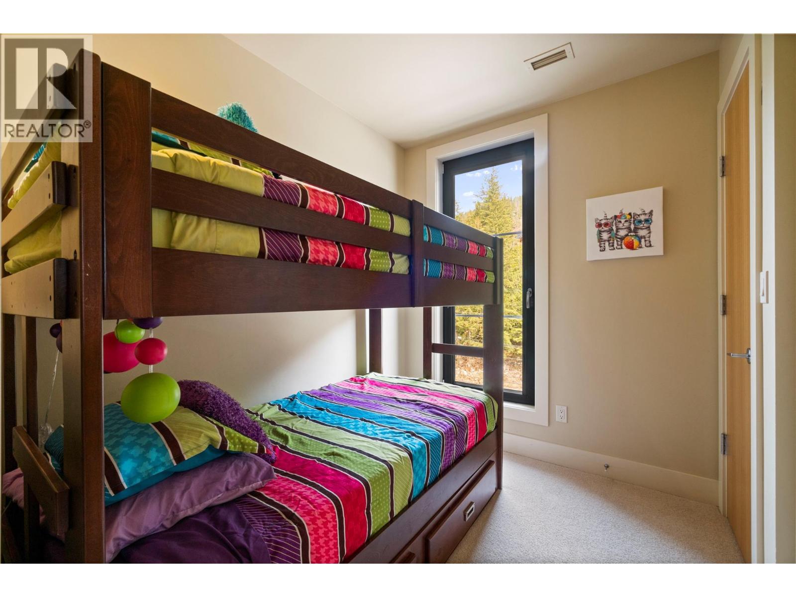 401 326 Mara Lake Lane, Sicamous