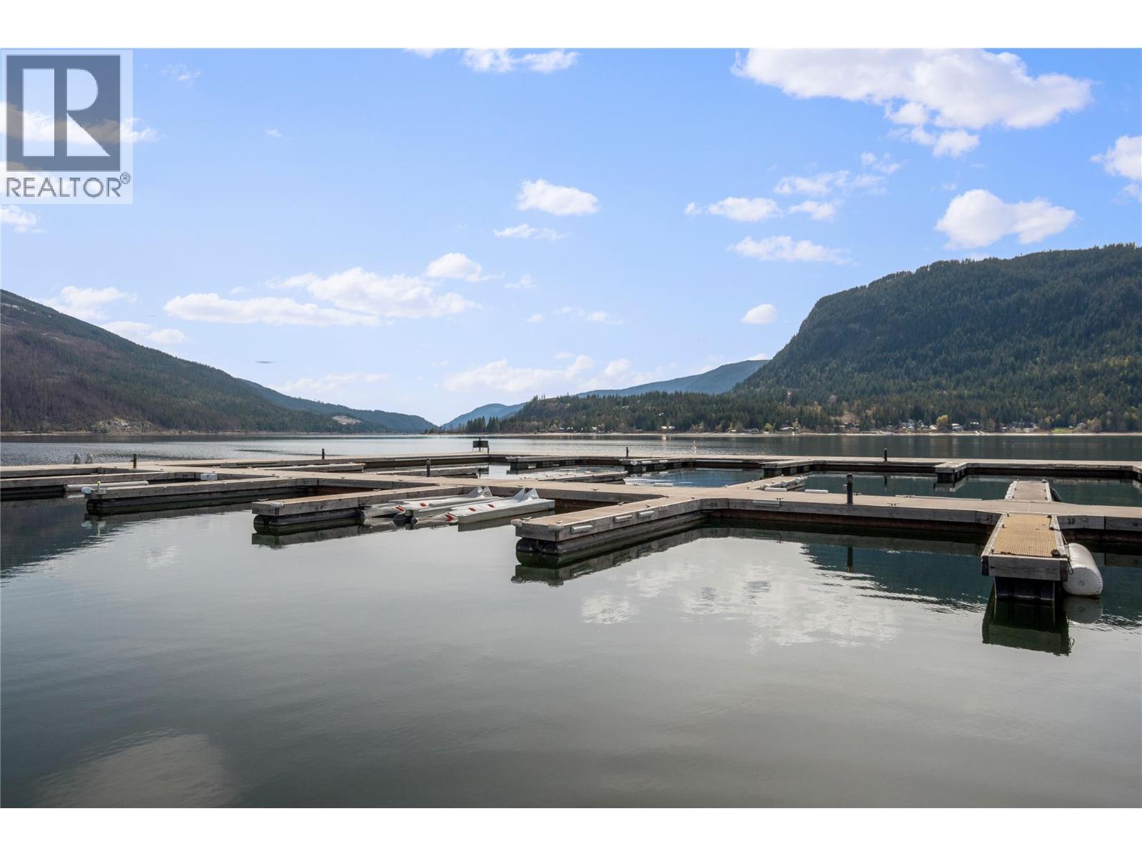 401 326 Mara Lake Lane, Sicamous