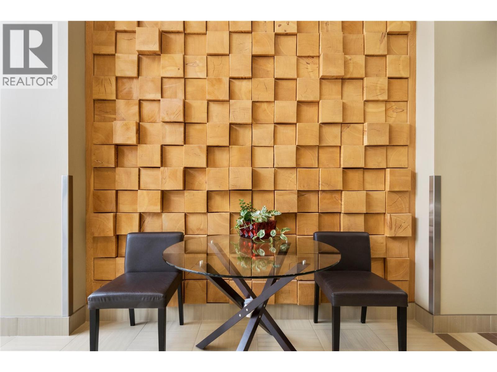 401 326 Mara Lake Lane, Sicamous