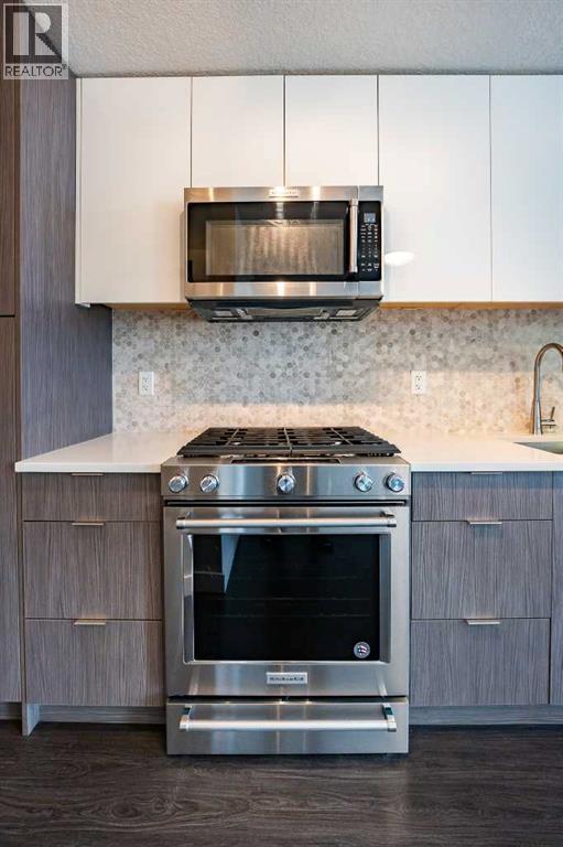 Single Family House Loft for Sale in   Burma Star Road SW Currie Barracks Calgary 