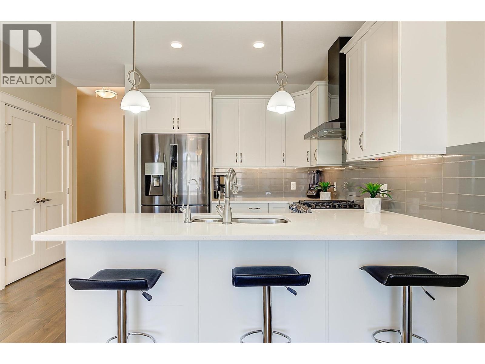  1796 Viewpoint Drive, Kelowna