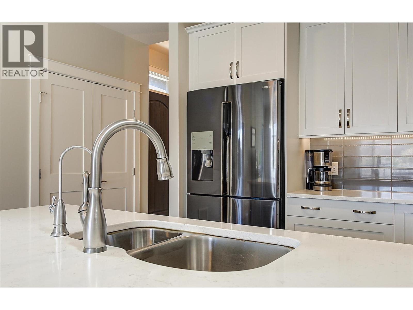  1796 Viewpoint Drive, Kelowna