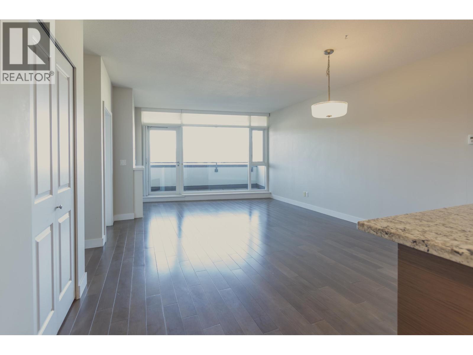 507 5725 TEREDO STREET, Sechelt