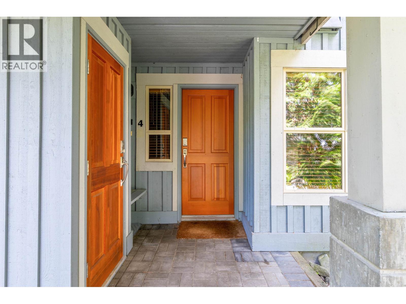 4 4661 BLACKCOMB WAY, Whistler