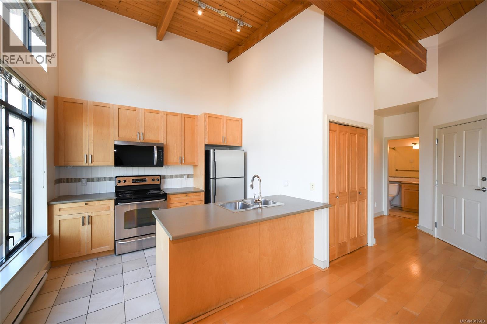 146 2300 Mansfield Dr, Courtenay