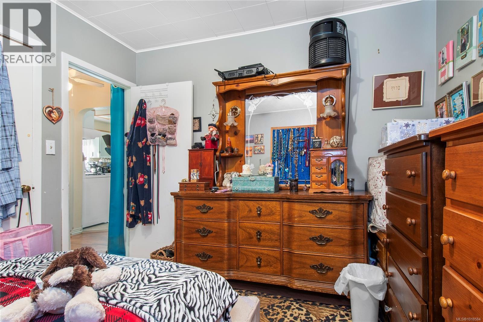 660 Dogwood St, Campbell River