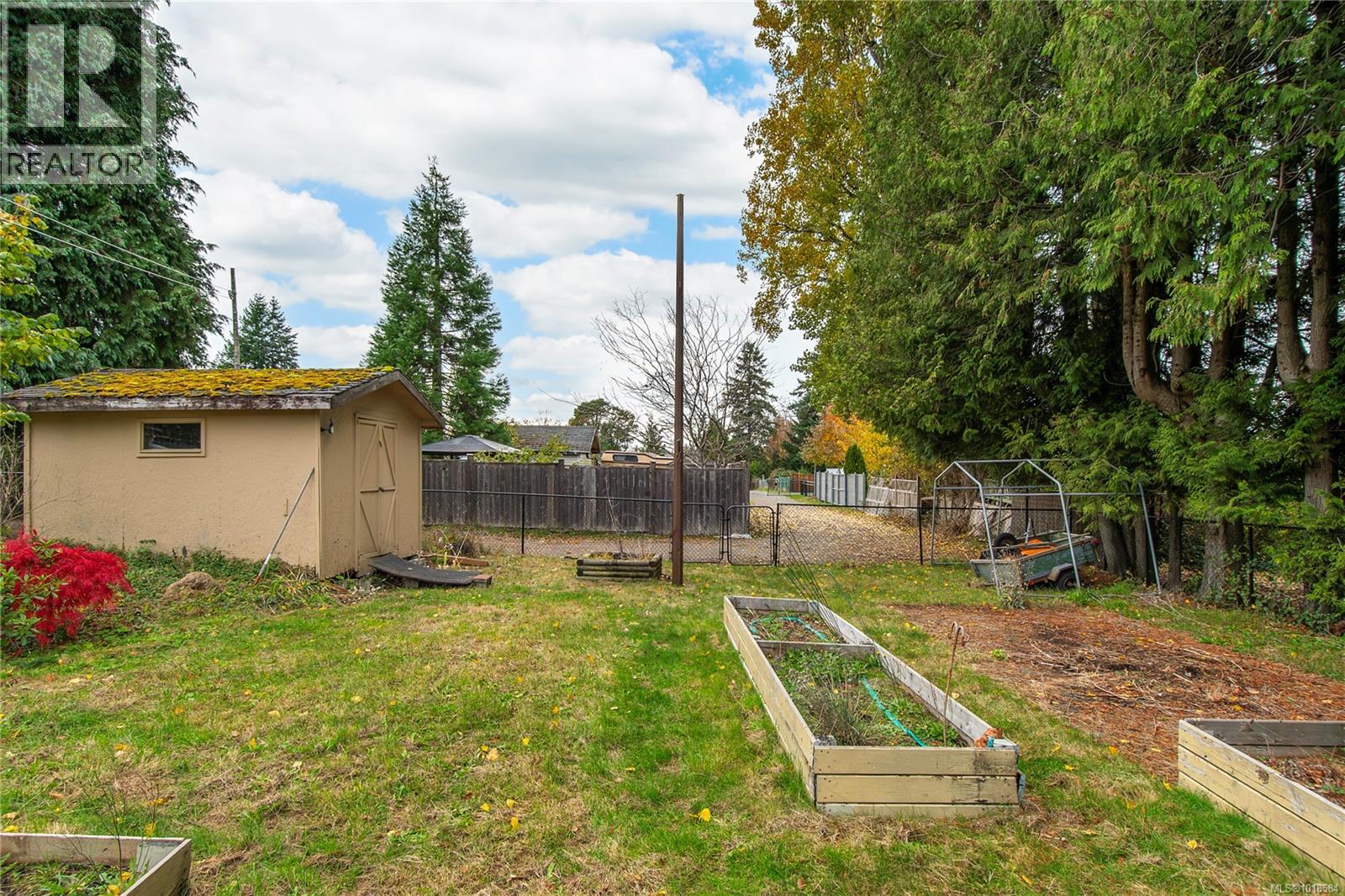 660 Dogwood St, Campbell River