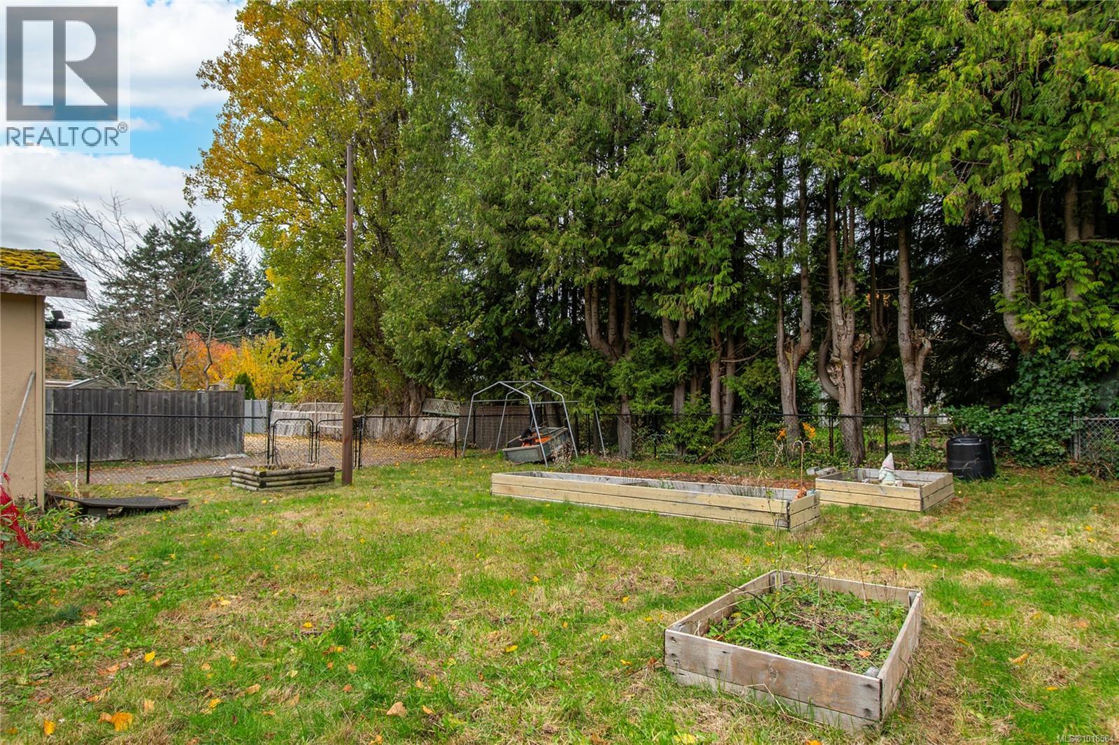 660 Dogwood St, Campbell River