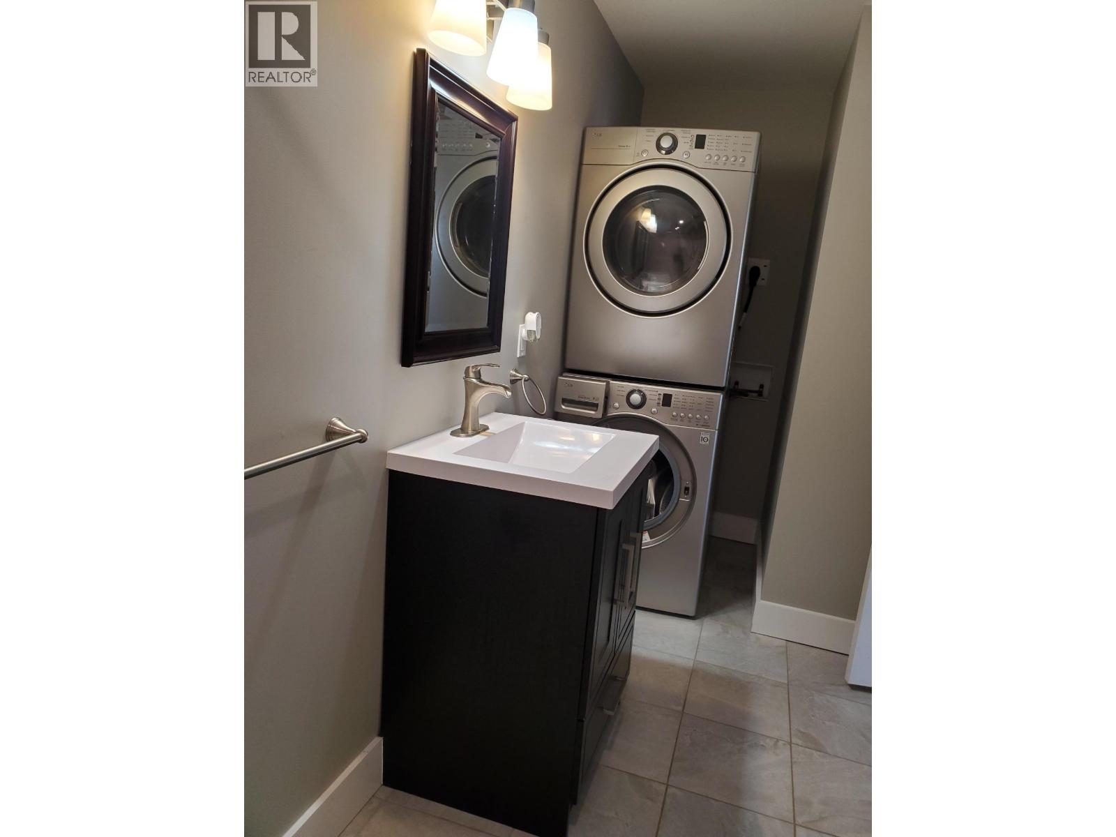 450 TOFIELD STREET, Prince George