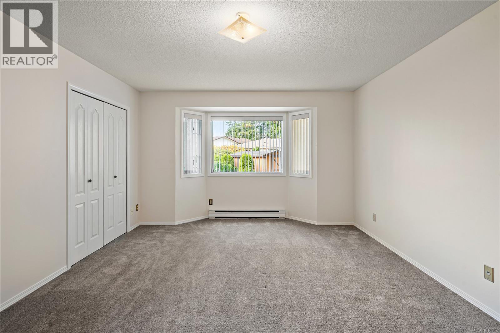  10288 Cleveland Road, Sidney