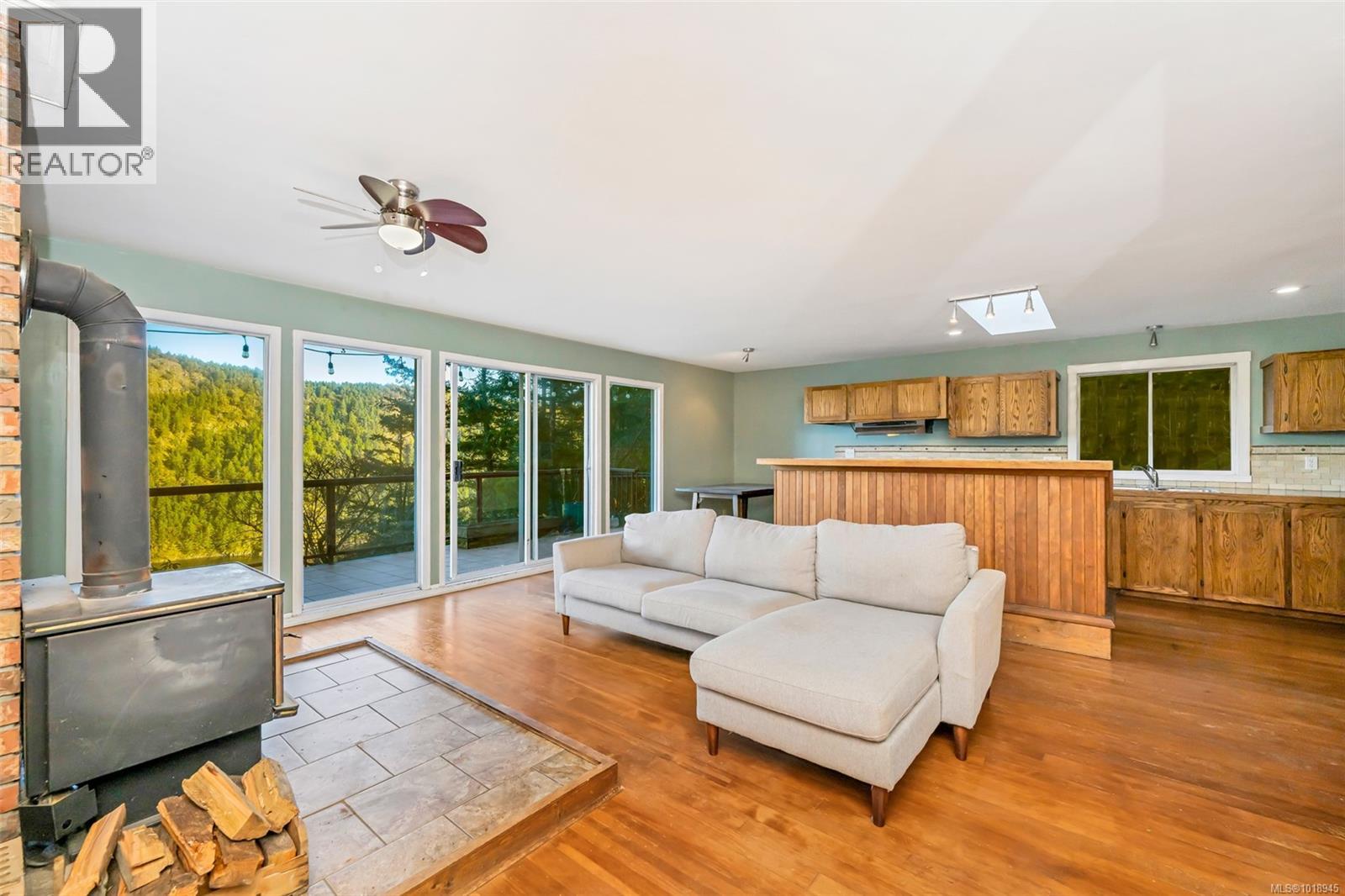 4133 Rocky Mountain Rd, Malahat