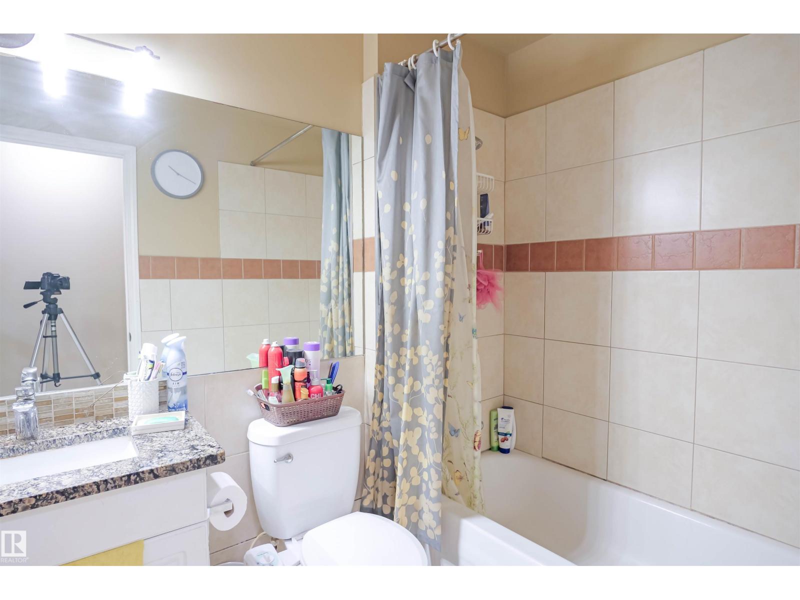 3720 25 Ave NW, Edmonton