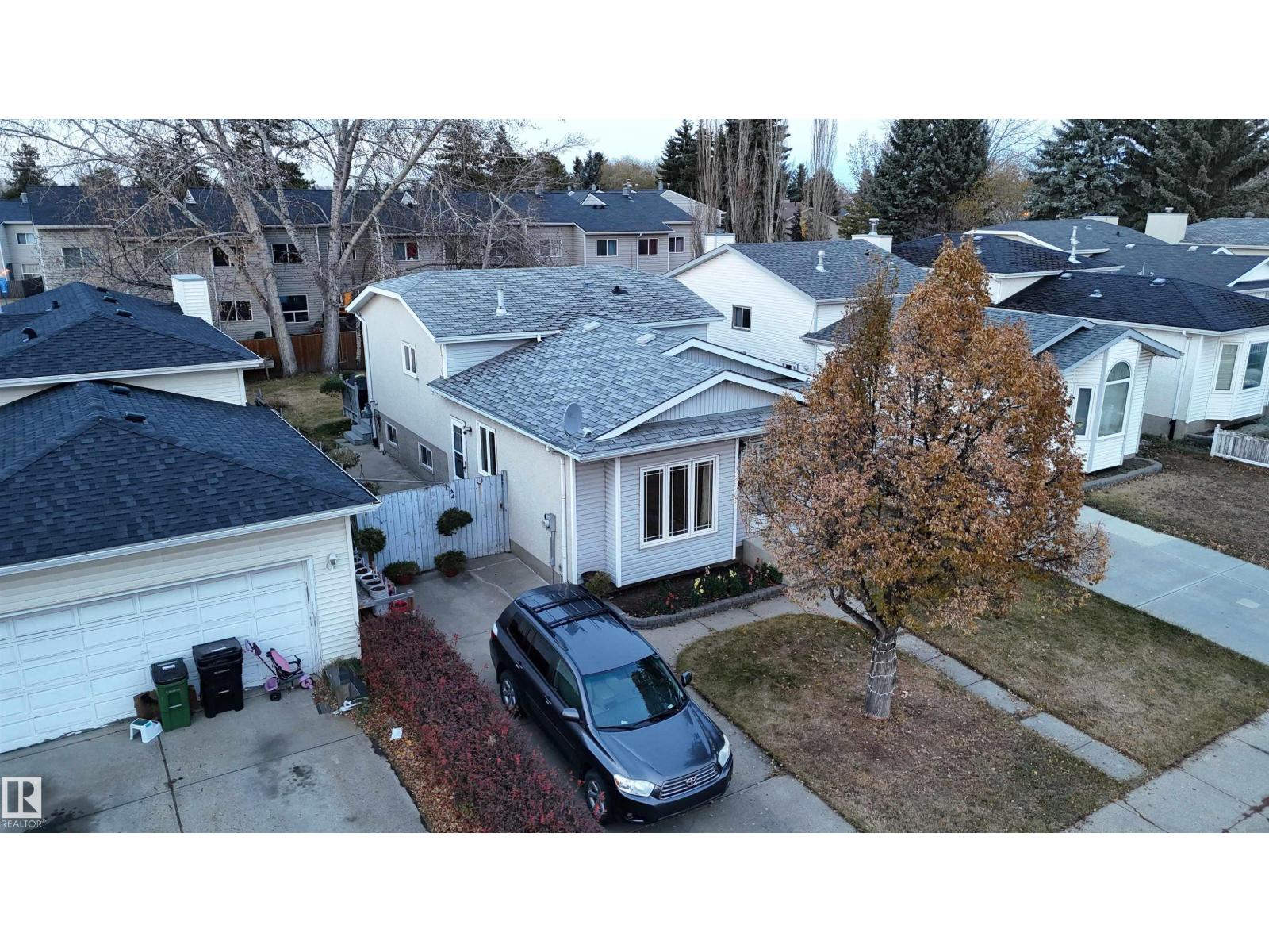 3720 25 Ave NW, Edmonton