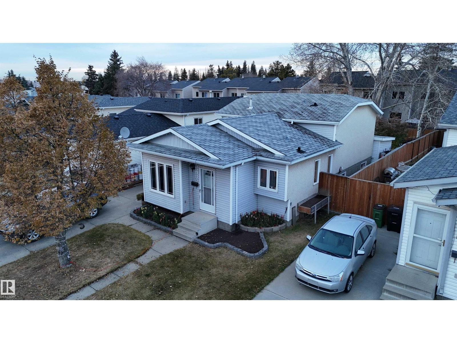 3720 25 Ave NW, Edmonton