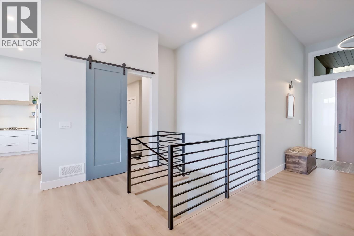 9874 Beacon Hill Drive - 13
