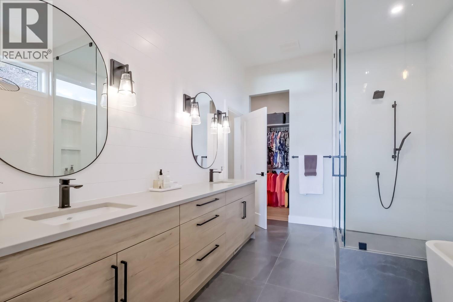 9874 Beacon Hill Drive - 16