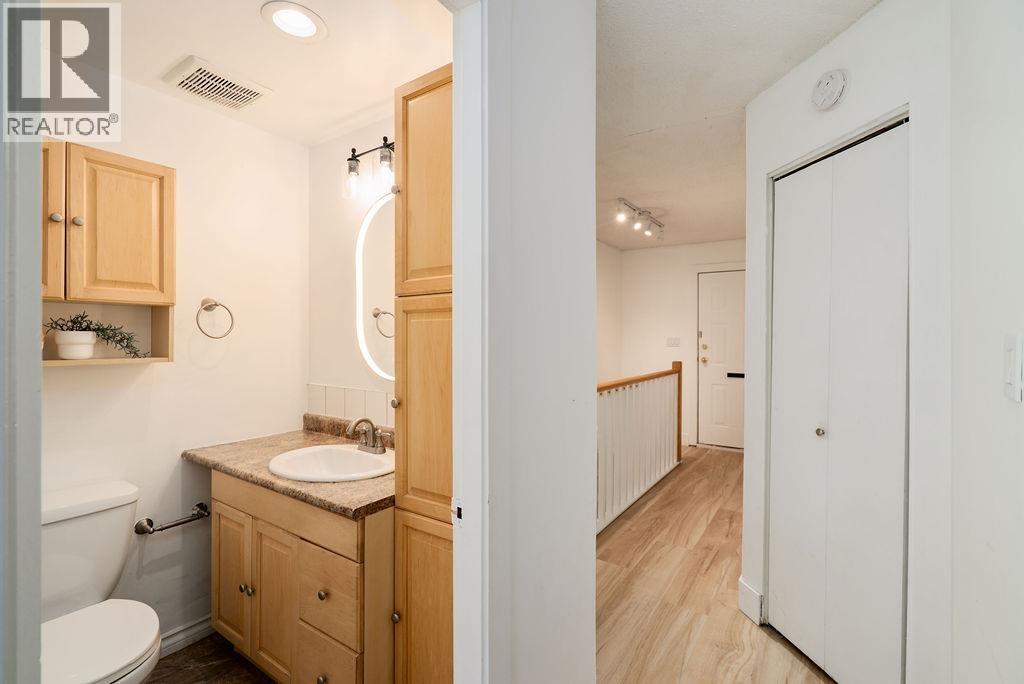 1009 CLARKE ROAD, Port Moody