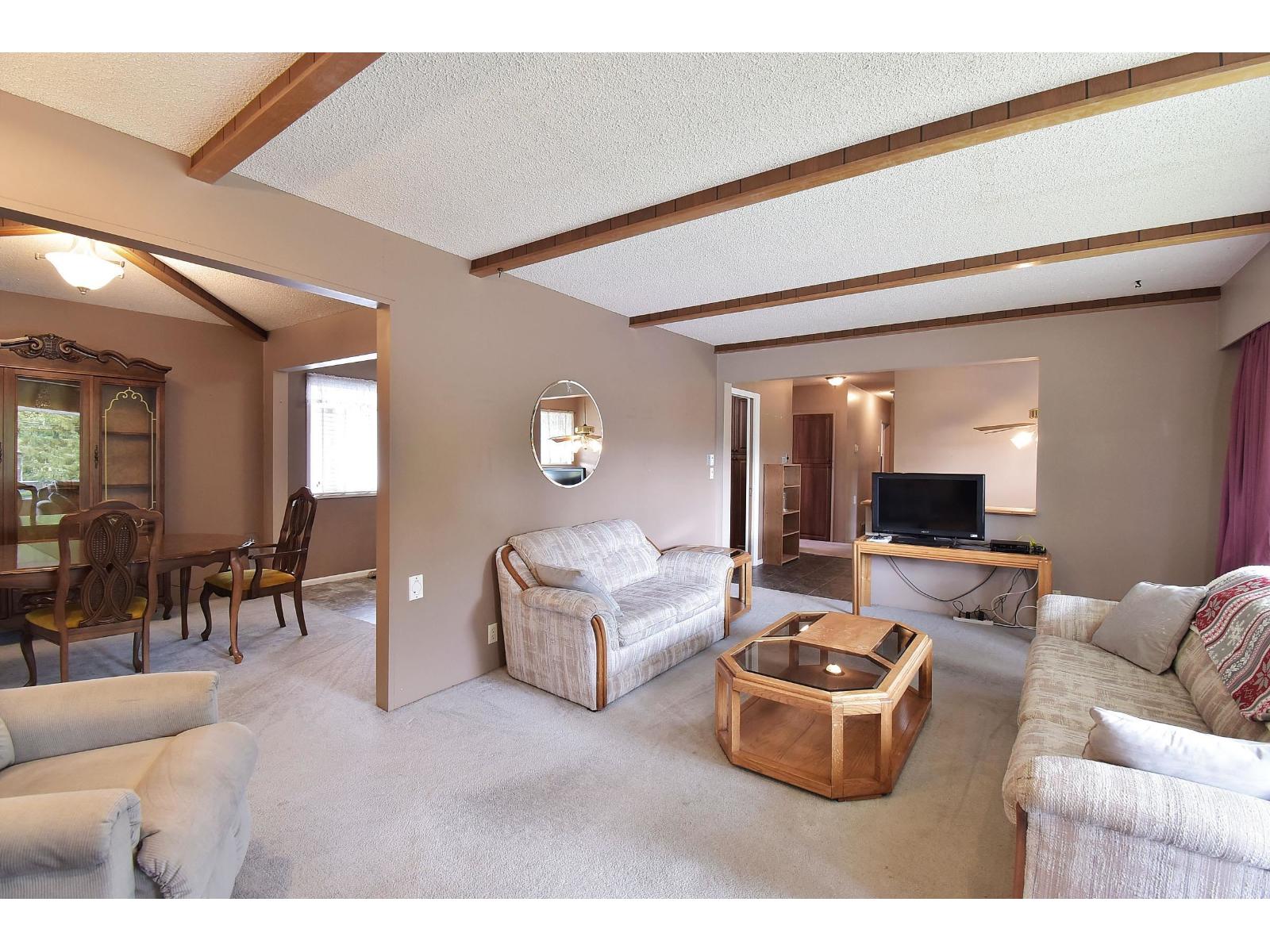 1589 LANCASTER STREET, White Rock