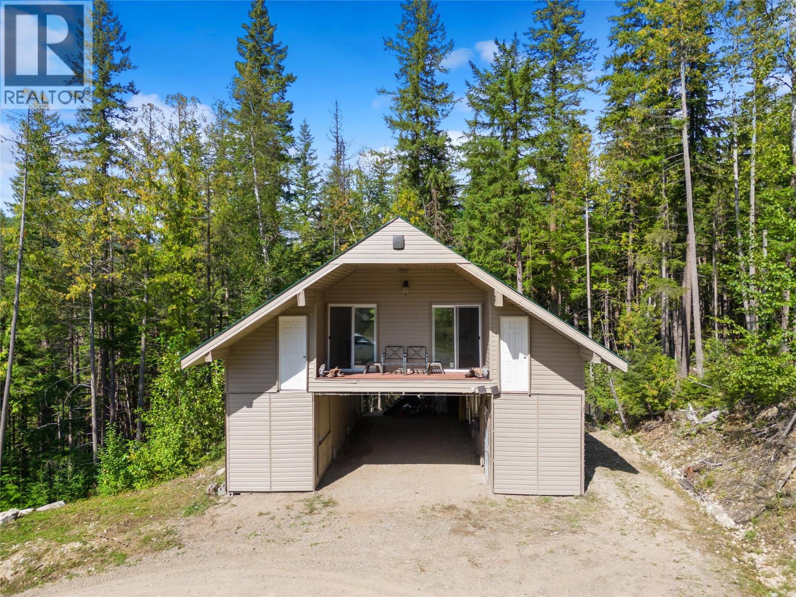 1446 Nittel Road, Seymour Arm