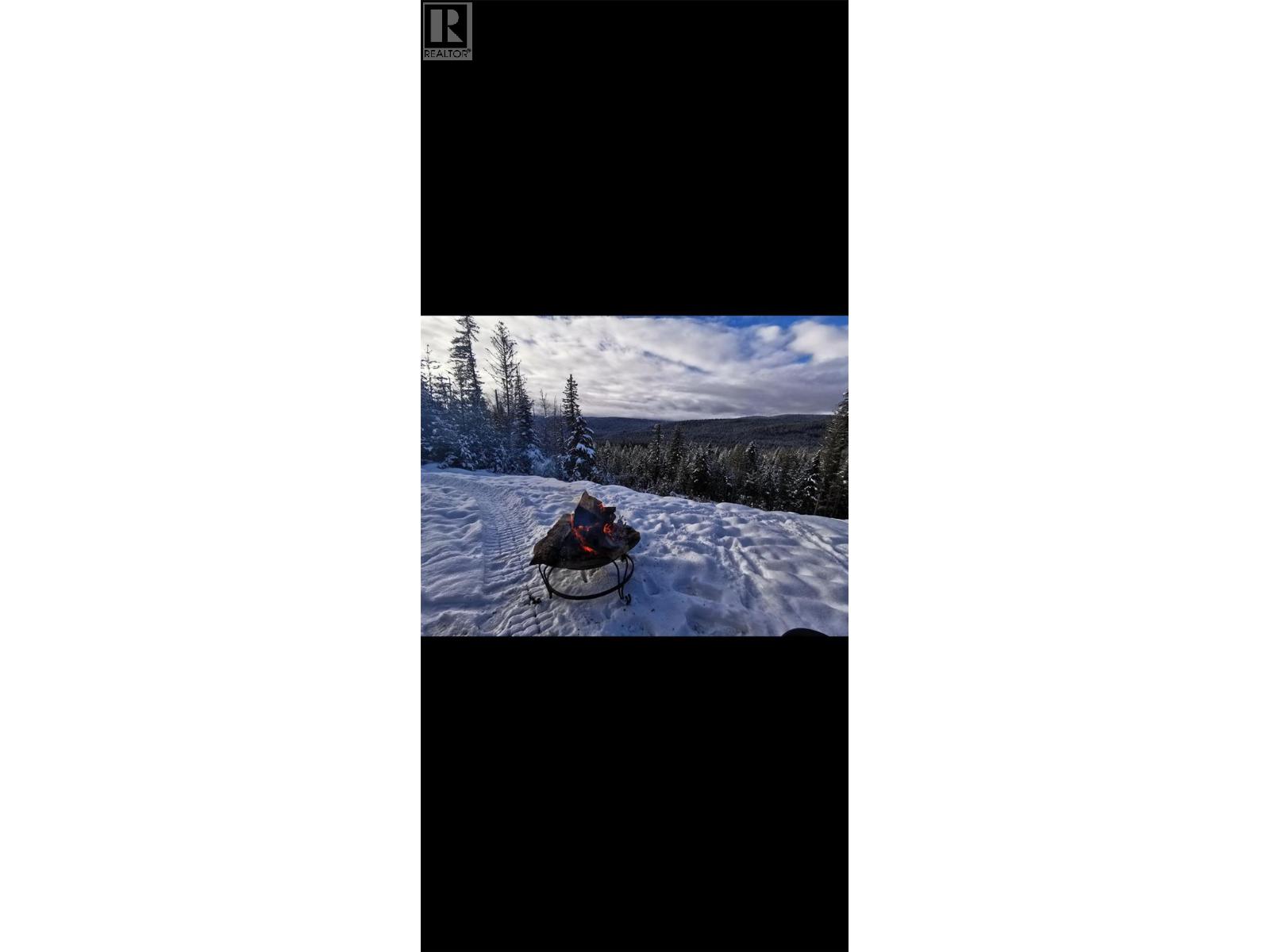 1446 Nittel Road, Seymour Arm