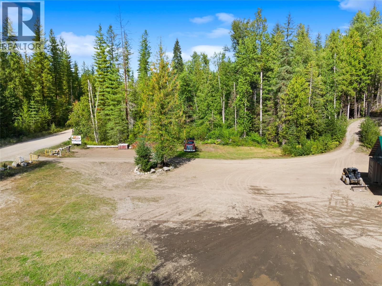 1446 Nittel Road, Seymour Arm
