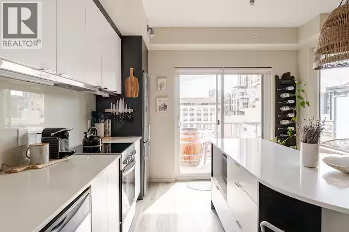#512 1350 St Paul Street - 3