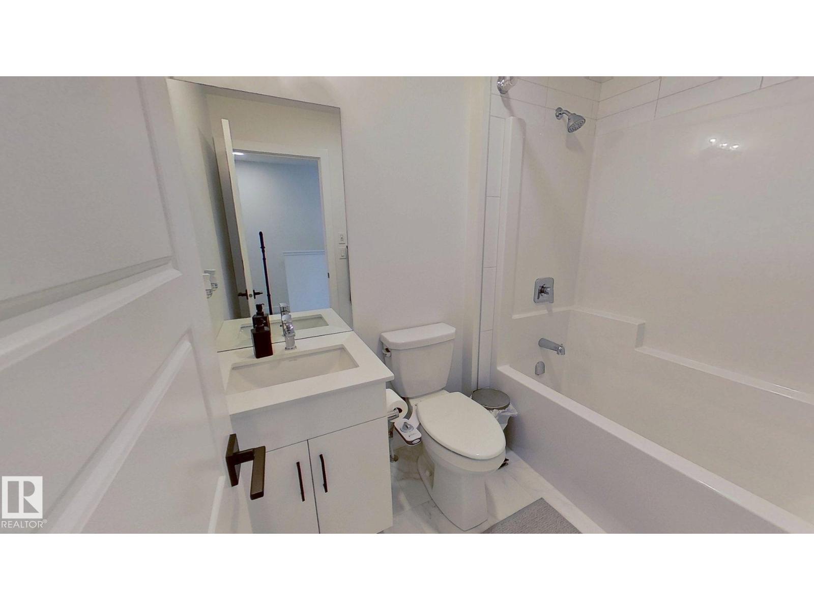 54 SIENNA BV, Fort Saskatchewan