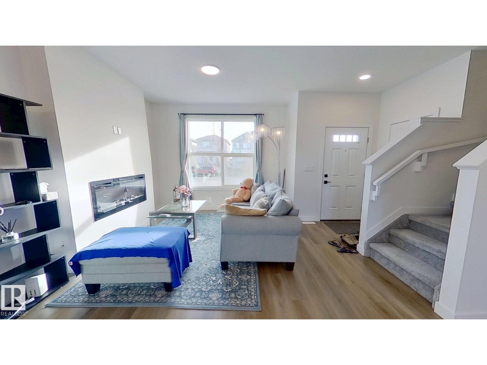 54 SIENNA BV, Fort Saskatchewan