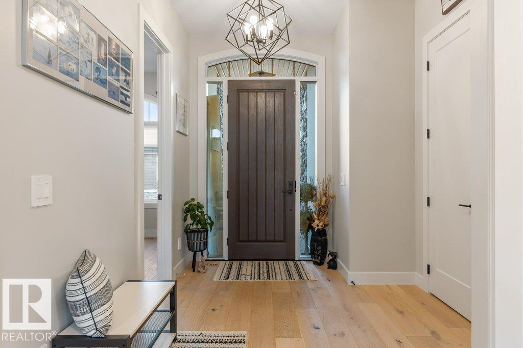 16 EASTON CL, St. Albert