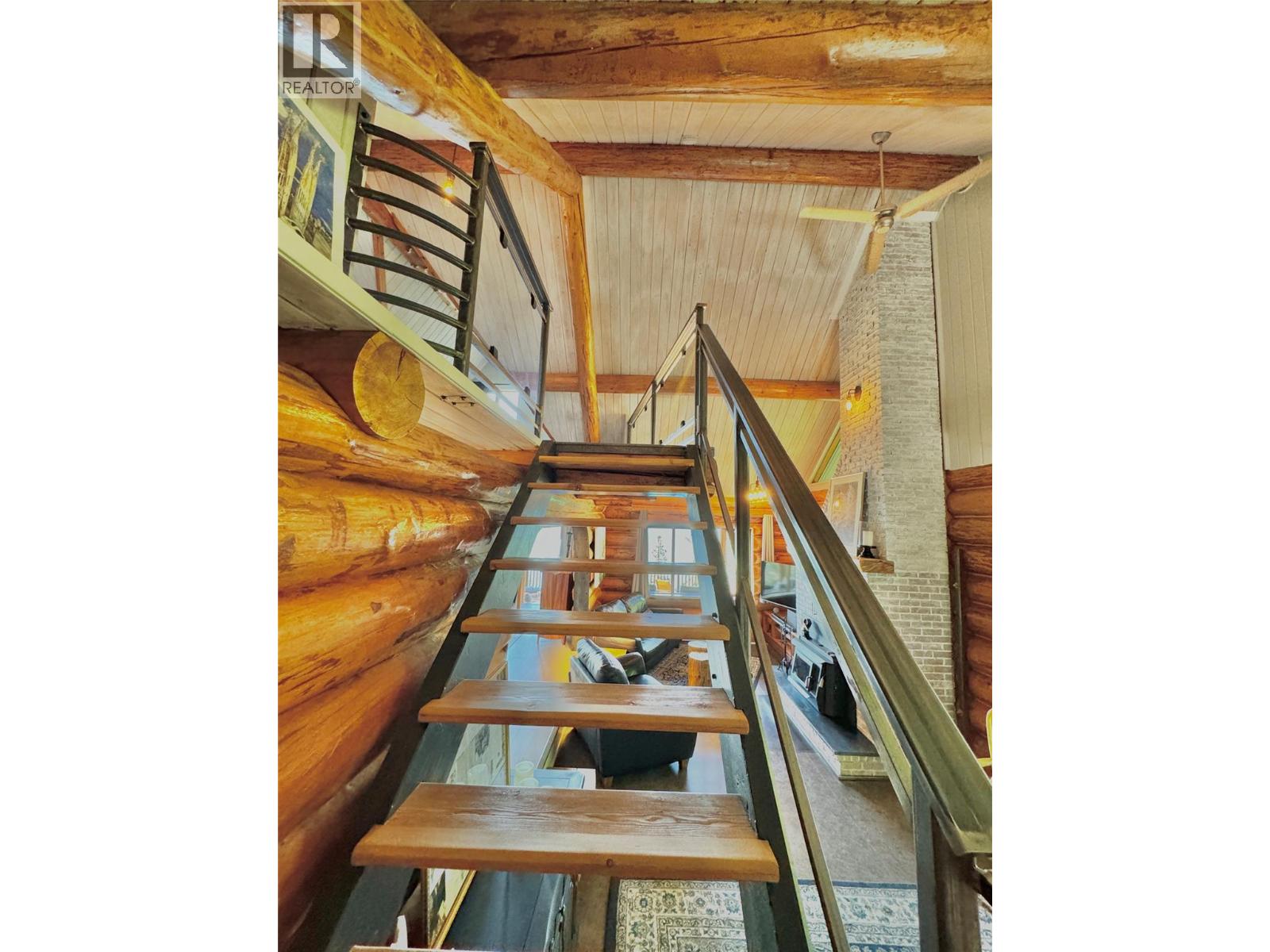 4258 31 Highway, Ainsworth